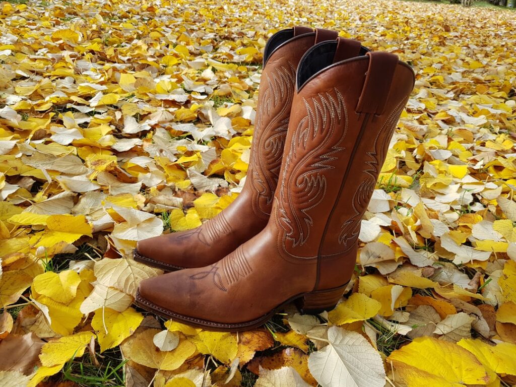 Embracing Tradition: The Allure of Mexican Cowboy Boots